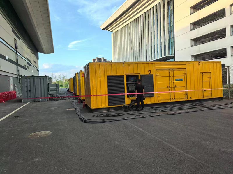 青湖路街道柴油发电机冬季保养注意事项？